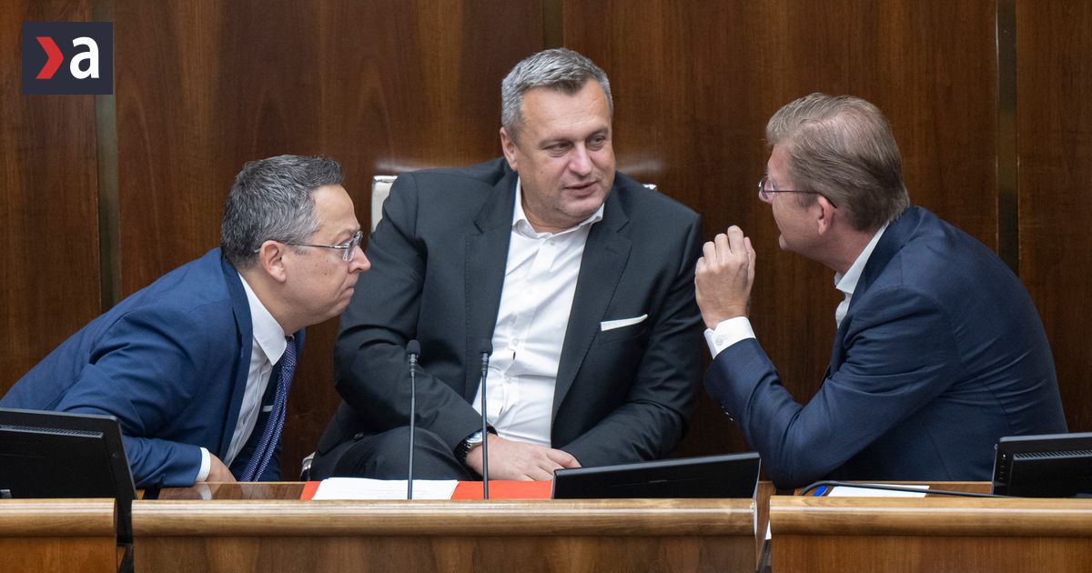 Konsolidacia zrejme zrazi dalsich komentar Petra Bardyho