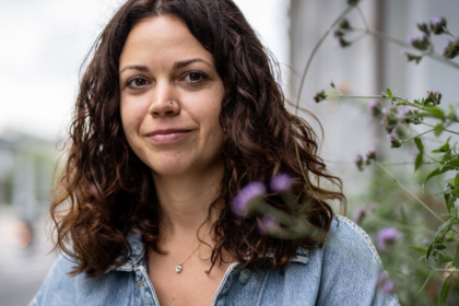 Pribeh spoluzavislej Laury Ucenie sa zit po matke alkoholicke