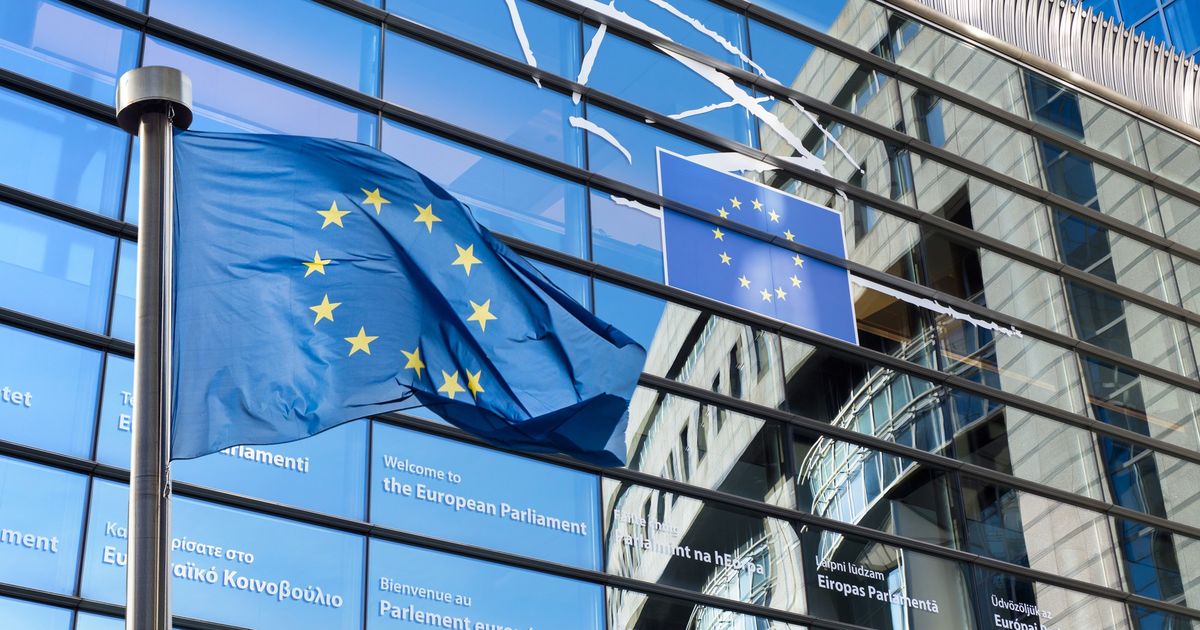 Ako chrania pouzivatelov EU ide po krku Apple Google a Microsoftu