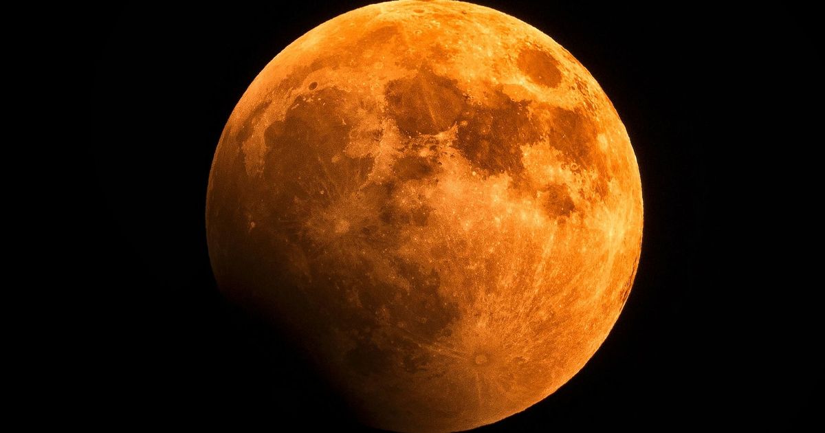 Co treba vediet o nedelnom zatmeni Mesiaca