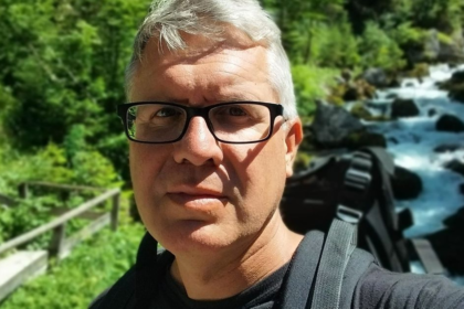 Knaz ma zneuzival nechal som mu kamen