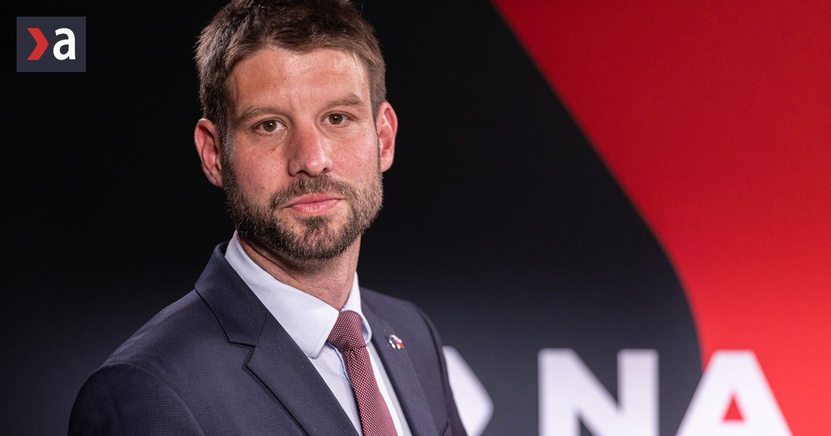 Konsolidovat bude musiet aj dalsia vlada Kde chce skrtat Michal Simecka