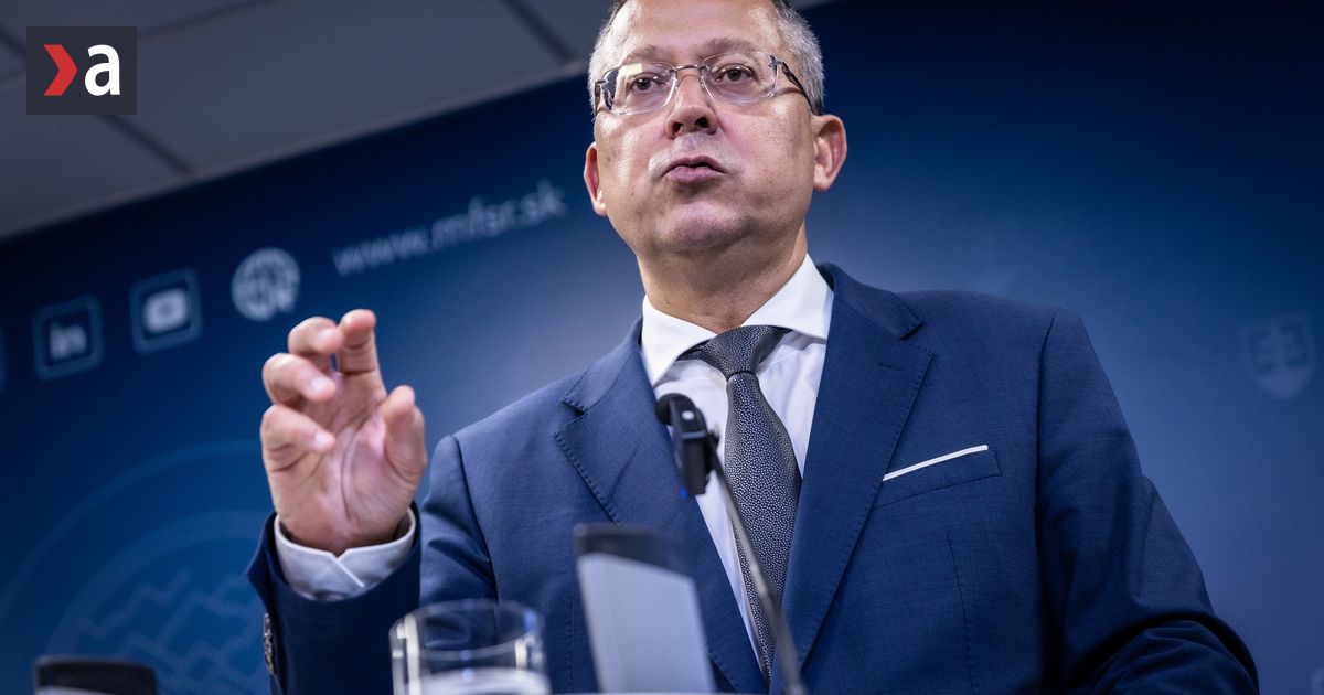 Minister financii Kamenicky pripustil zmeny v transakcnej dani