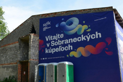Obcania a navstevnici kritizuju rekonstrukciu Sobraneckych kupelov