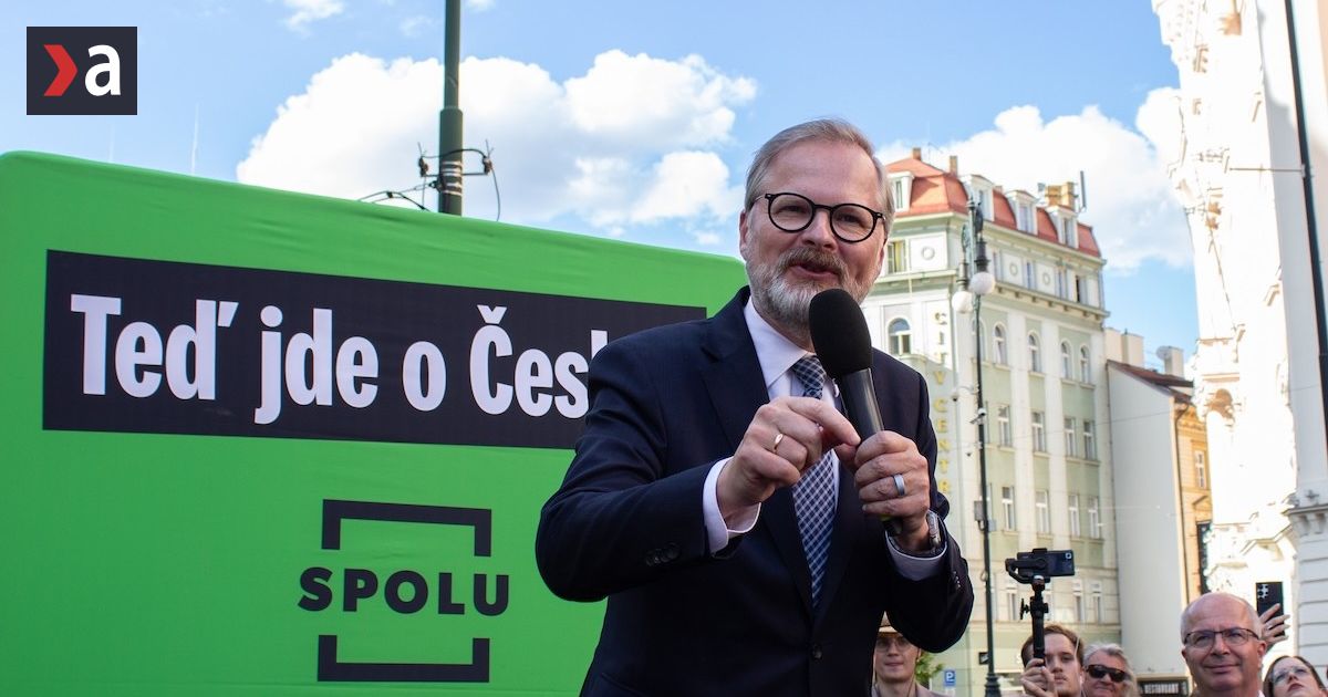 Politici mladym nerozumeju caka ich facka