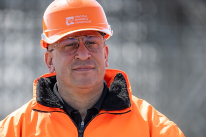 Slubovali pomoc priniesli byrokraciu Stavebny zakon trapi ludi
