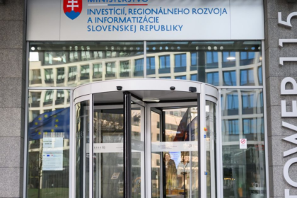 Migal Na ministerstve robime poriadok ide o zaujmy spriaznenych firiem