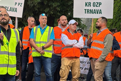 Niektori policajti nemozu prist na protest