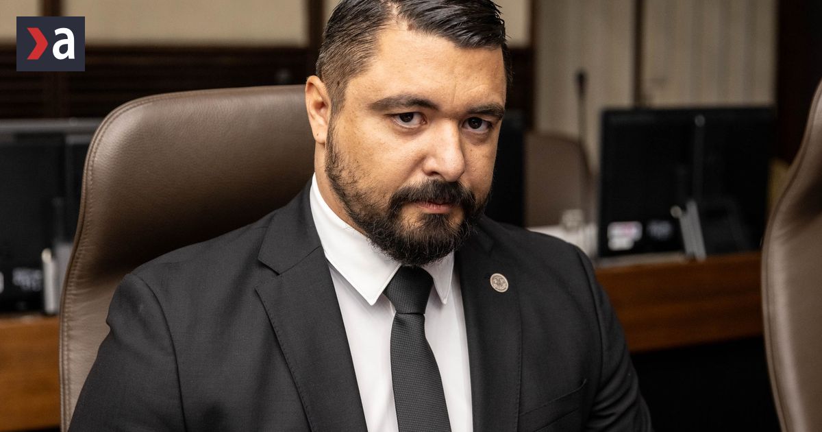 Sef SIS Gaspar povedal ci odstupi prehovoril o prevrate Bratovi za brata aj autonehode
