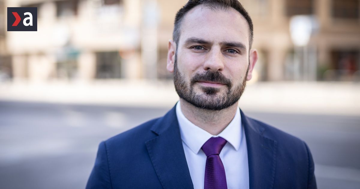Vyluceny poslanec Kratky Bez hlasu Krajciho by som nehlasoval