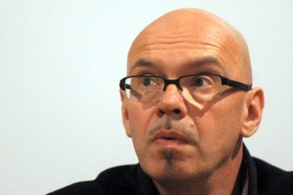 Ako sa z pankaca stal udavac StB a politik