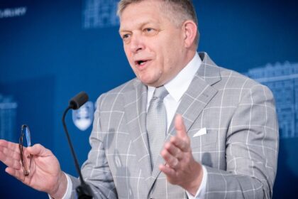 Robert Fico potvrdil ze EK zvazuje infringement voci Slovensku