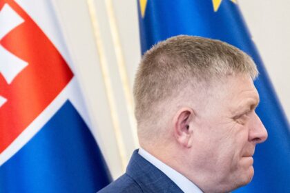 Robert Fico reaguje na zasah Je to dobre konanie ale zmena ustavy neprichadza do uvahy