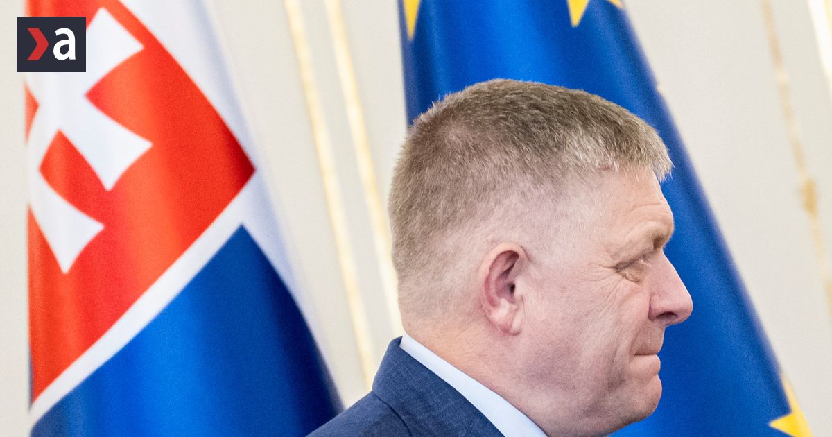 Robert Fico reaguje na zasah Je to dobre konanie ale zmena ustavy neprichadza do uvahy