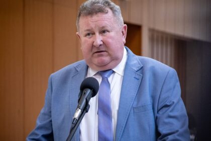 Slovensky energeticky paradox Pomahaju vsade u nas skodia