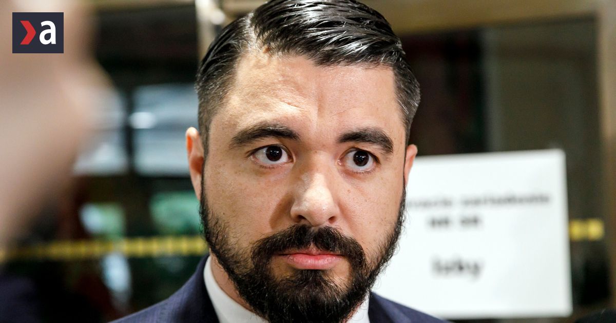 Byvaly prislusnik SIS Riaditel Gaspar zatiahol sluzbu do boja