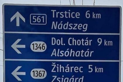 Dvojjazycne tabulky v obciach podporuju historicke vazby