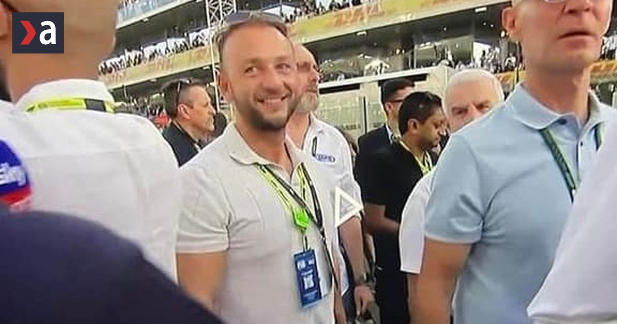 Hotel a letenky platil Sutaj Estok hotovostou policia toho vela nezistila Jeho cestu na F1 opat zrusili