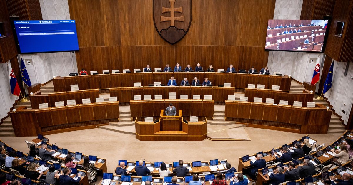Slovenske firmy caka dolezita povinnost poslanci schvalili novelu