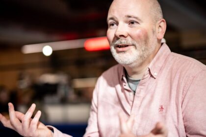 Slovensky Skot Ross Craig Nie som Slovak ani turista