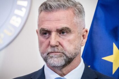 Smer meni pravidla kajucnikov a mafianske vrazdy