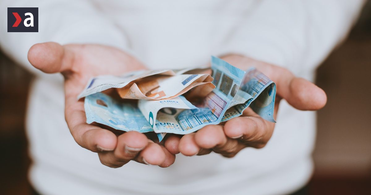 Socialna poistovna zacala vyplacat trinaste dochodky