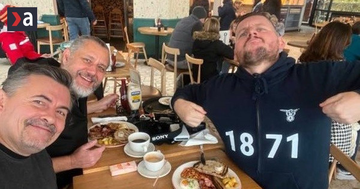 Zbierka Roberta Kalinaka sa rozrasta K Rozsovi pribudol dalsi legendarny muzikant