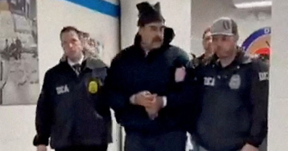 AI poprela zadrzanie prezidenta Madura Test chatbotov skoncil trapasom