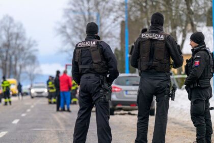 Brutalny utok na gymnaziu bude mat nasledky aj v radoch policie