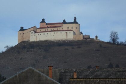 Co sa dozvedeli poslanci pri navsteve Krasnej Horky su s informaciami spokojni alebo nespokojni
