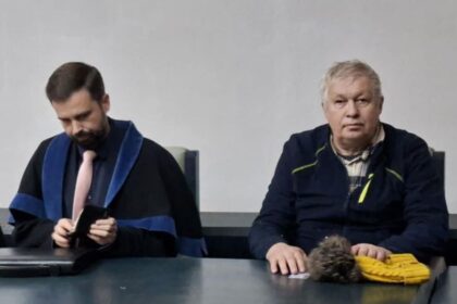 Dochodca znamy ako Modry zajacik pred sudom