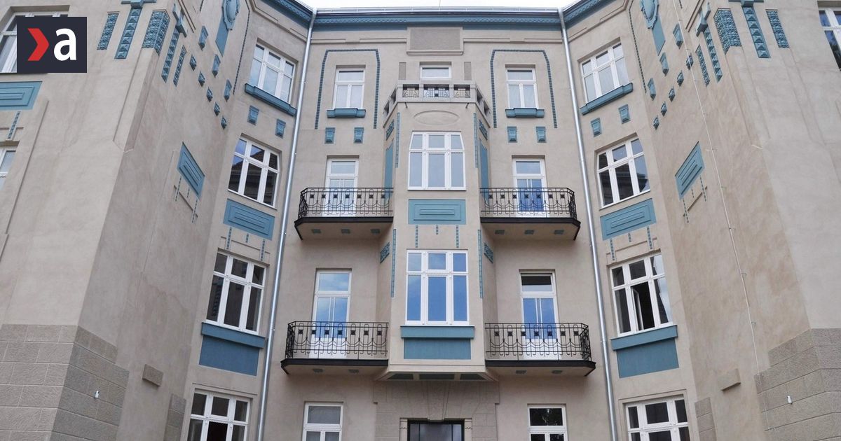 Janeyho palac v Kosiciach opat ziari secesnym leskom