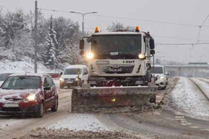 Kosice celili kalamite Snezenie a vietor sposobili problemy