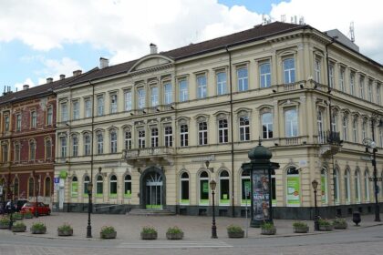 Mesto Kosice prichadza o peniaze hotel sa rozpada