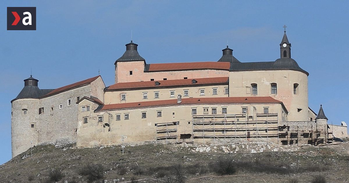 Ministerka zastava optimisticky plan obnovy hradu