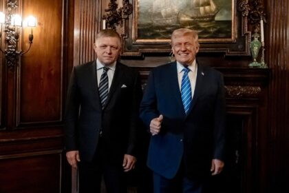 Robert Fico je po rozhovore s Trumpom vystraseny Preto ide do Francuzska za Macronom prezradil Andrej Danko