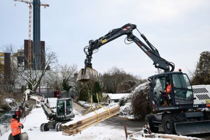 Styri dni v dobe ladovej Ako eko teroristi vypli Berlin