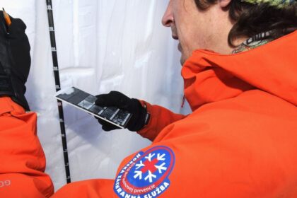 Tuto aplikaciu sa oplati stiahnut Horska zachranna sluzba prinasa inteligentnu lokalizaciu a SMS chat