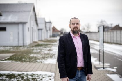 Utrpenie Zidov nemerame na miliony ale na jednotlive osudy Mladi o holokauste casto nevedia nic tvrdi riaditel muzea Martin Korcok