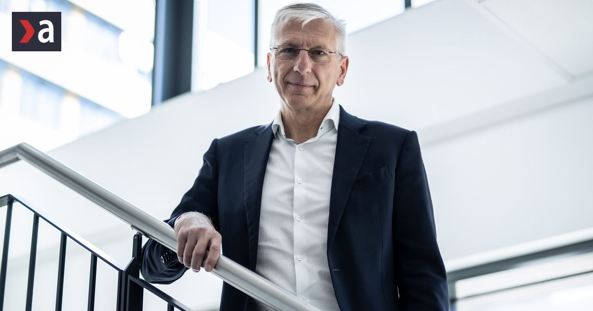 Za polrok chce stat postavit tolko nabijaciek ako za celu dekadu Som optimista hovori predseda zvazu automobiliek