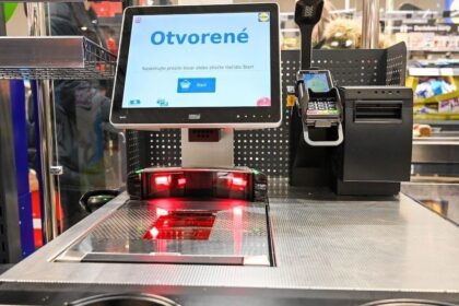 samoobsluzne pokladne budu lepsie a rychlejsie ake novinky pripravuju retazce