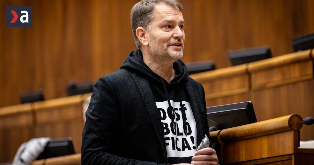 Igor Matovic namiesto ospravedlnenia odkazal Tiborovi Gasparovi aby si dal nohu prec