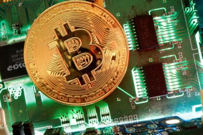 Jeffrey Epstein ako otec bitcoinu Nove dokumenty odhaluju necakane skutonosti