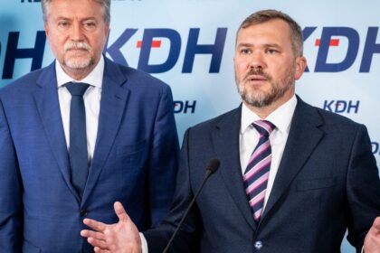 KDH je predlzenou rukou katolickej cirkvi Opat chrani jej monopol komentar Lubomira Jaska