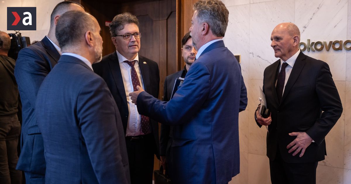 Koalicia po novele ustavy laka KDH na spolupracu aj v dalsiej oblasti Podporu zvazime podla finalneho znenia hovori KDH