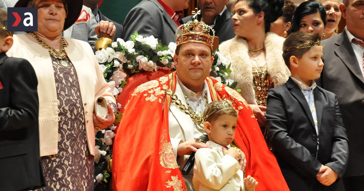 Kosice zaziju velkolepy pohreb romskeho krala Roberta Botosha s kocom a stovkami hosti