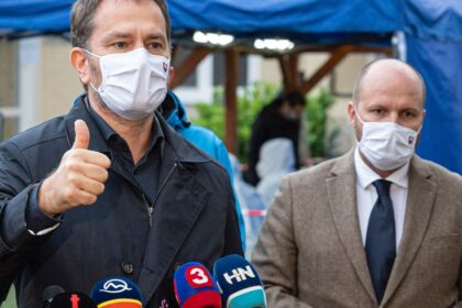 Matovicova podmienka Nadovi Ak sa nespametate funkcie nedostanete byvali spojenci sa do seba pustili tak ze lietaju zaloby