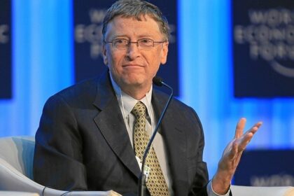 Miliardar Bill Gates necakane otvorene Takto ma chcel vydierat predator Epstein