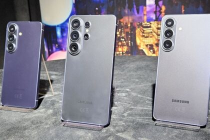Ochrana sukromia priamo na displeji a rychlejsie nabijanie Smartfony Samsung Galaxy S26 su realitov ceny