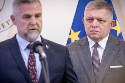 Robert Fico sa ocitol vo vnutornom pasci komentar Petra Bardyho
